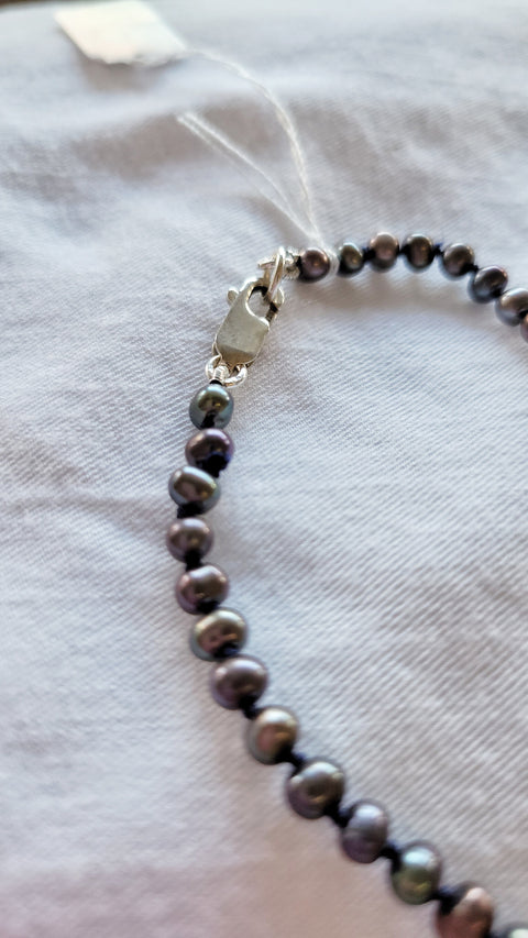 Hand-knotted black freshwater pearls