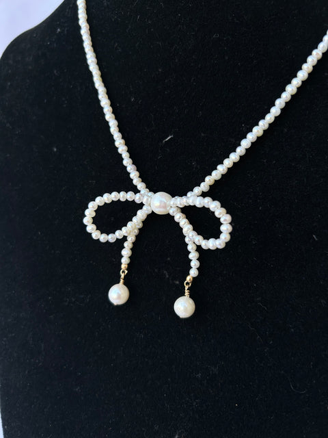 Freshwater Pearl Bow Necklace